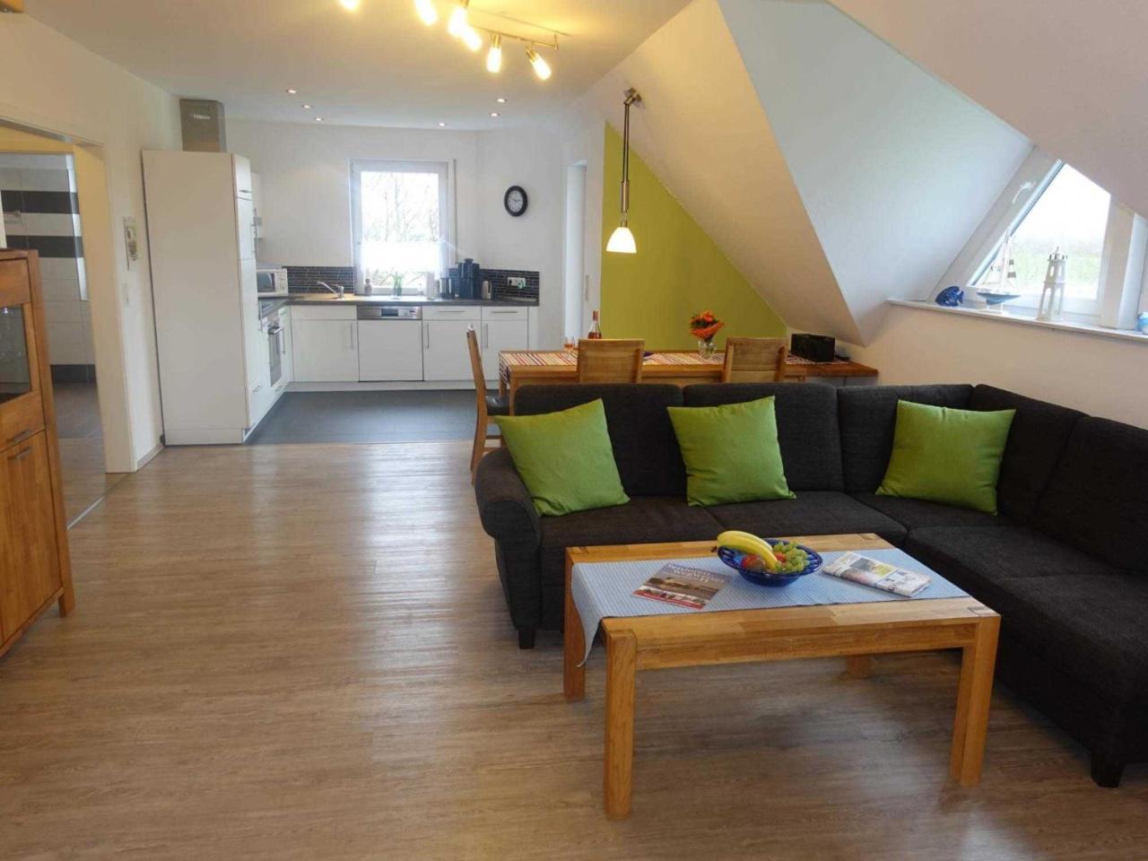 Hasselberg  Ferienwohnung Regenbogenhaus מראה חיצוני תמונה